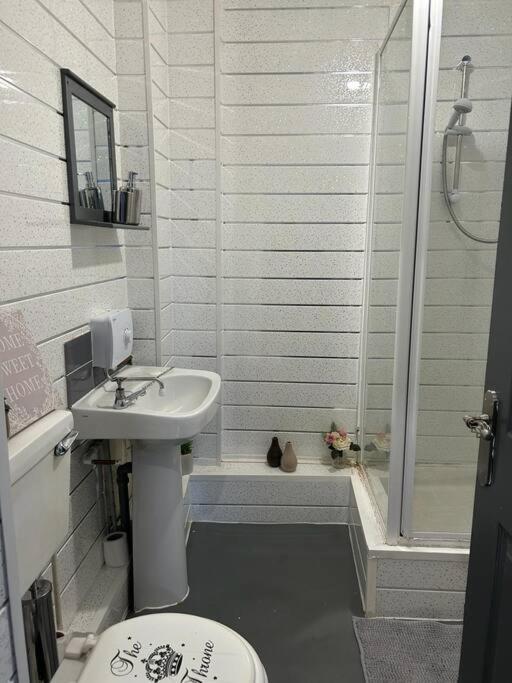 Cozy Downtown Studio Flat In Sheffield Apartman Kültér fotó